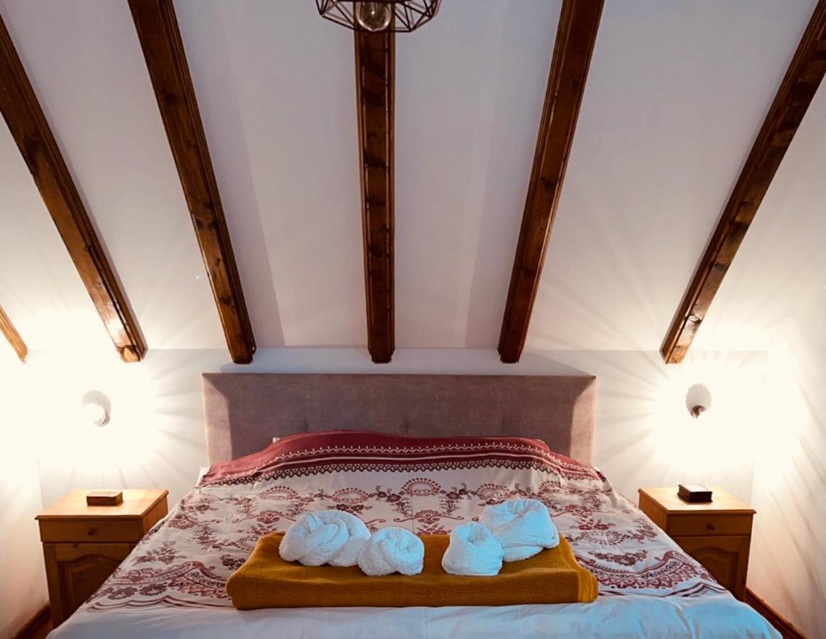 Lovcen Holiday Home Cetinje Esterno foto